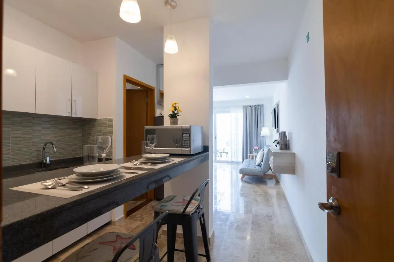 Апартаменты Kuyaan Coral Suites By Holiday In Playa Плая-дель-Кармен