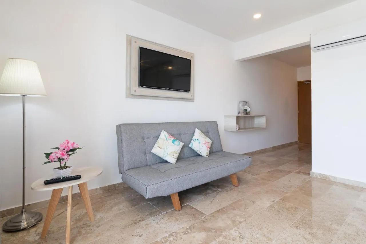 Kuyaan Coral Suites By Holiday In Playa Плая-дель-Кармен Апартаменты
