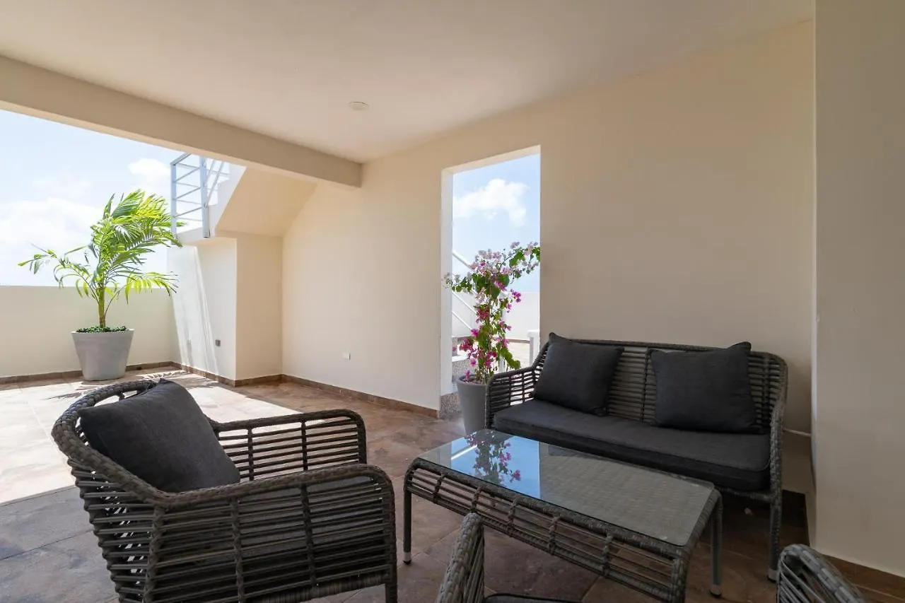 Kuyaan Coral Suites By Holiday In Playa Плая-дель-Кармен 0*,
