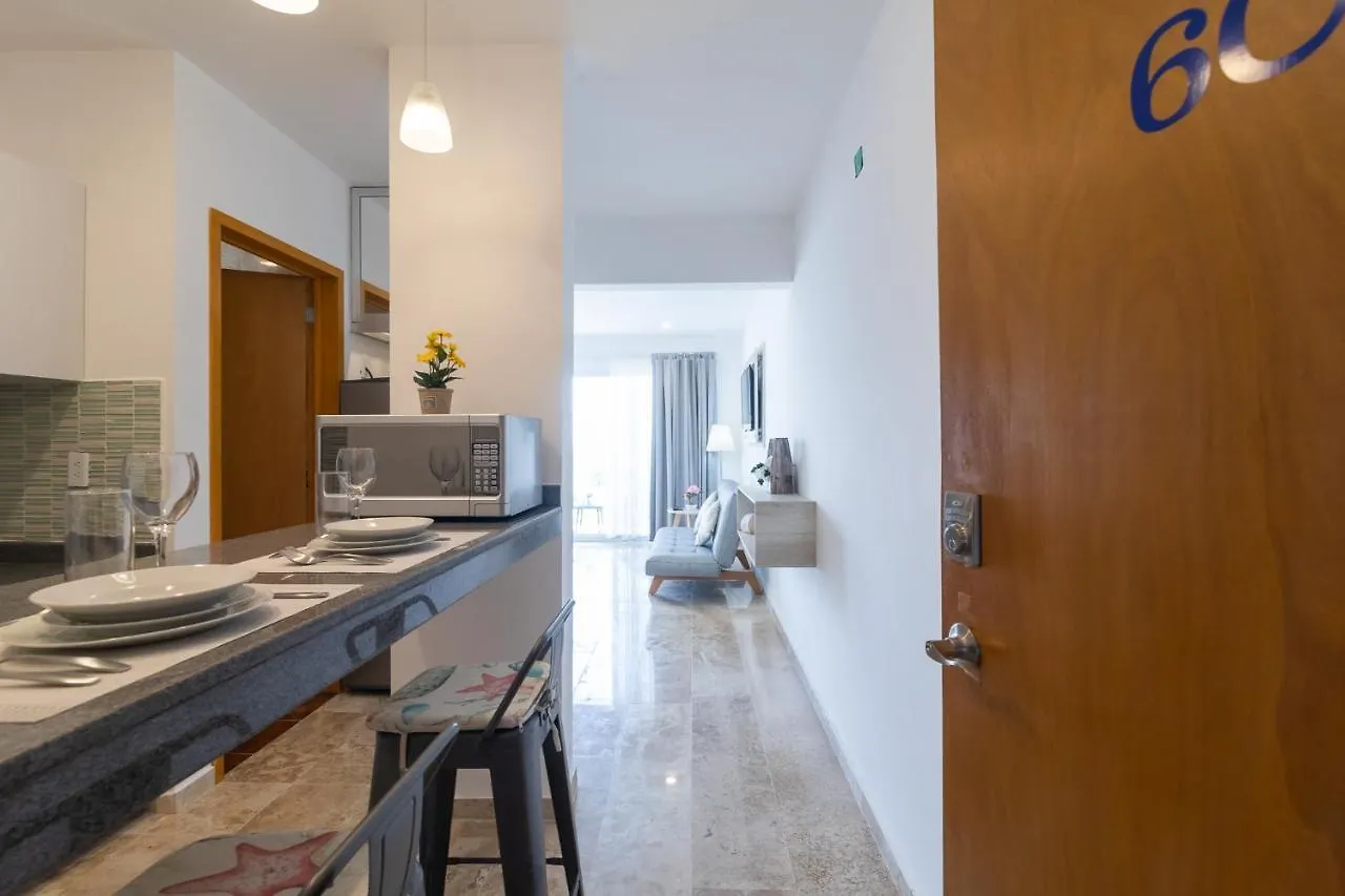 Kuyaan Coral Suites By Holiday In Playa Плая-дель-Кармен Апартаменты