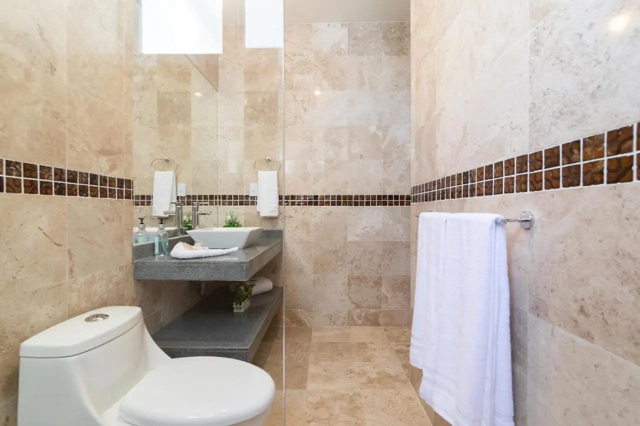 Kuyaan Coral Suites By Holiday In Playa Плая-дель-Кармен